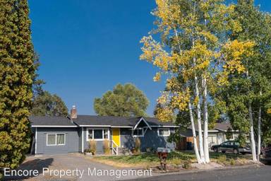 Main picture of 1240 NE Watson Dr