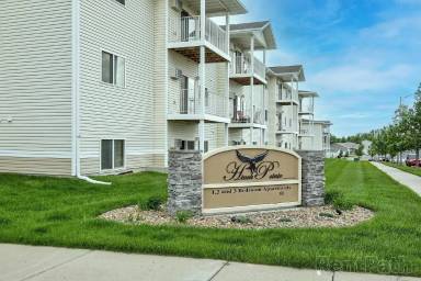 Main picture of Hawk Pointe Apartments