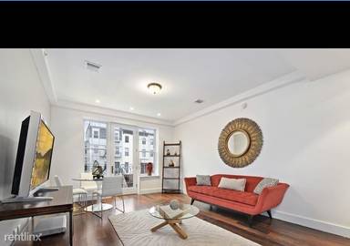 Main picture of 196 Macon St