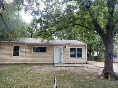 Main picture of 209 SE Kellam Ave