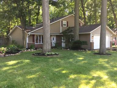 Main picture of 33995 Gail Dr