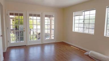 Main picture of 611-617 E Jacinto St