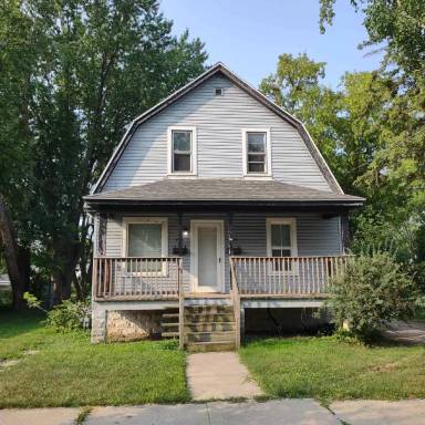 Main picture of 925 Mather St