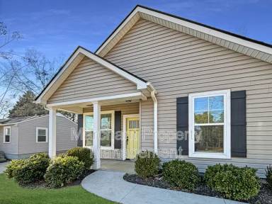 Main picture of 18 Palm St