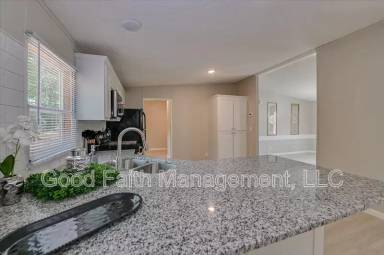 Main picture of 3507 Mercedes Dr