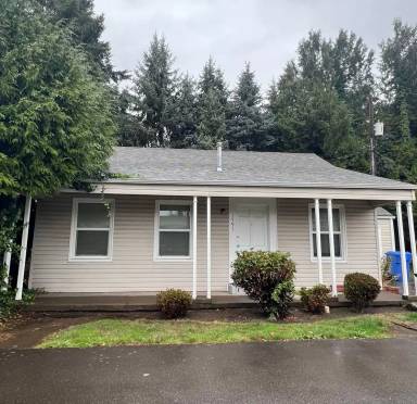 Main picture of 1785 Park Ave NE