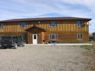 Main picture of 6 Overlook Rd