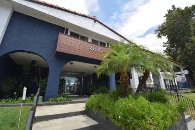 Main picture of 12255 Burbank Blvd Apartments