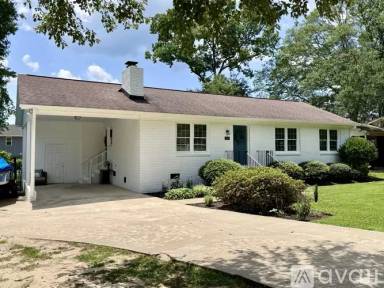 Main picture of 213 Westwind Rd