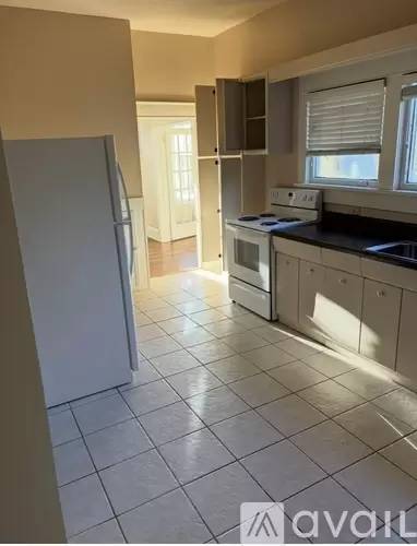 Main picture of 103 E 8th Ave
