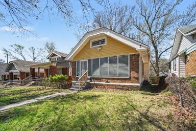 Main picture of 5626 Park Ave