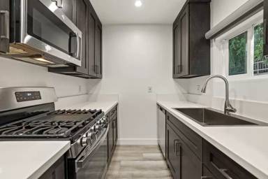 Main picture of 410 Lucas Ave