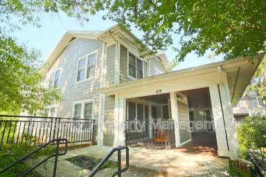 Main picture of 419 17th St NW