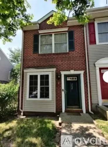 Main picture of 252 W Kinney St