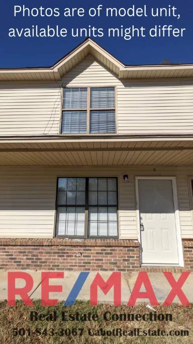 Main picture of 300 W 4th St