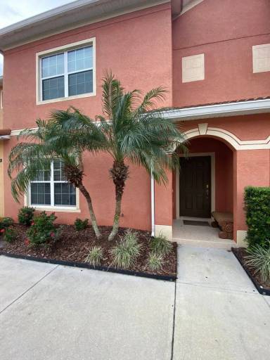 Main picture of 8956 Cat Palm Rd