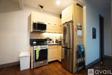 Main picture of 168 Stuyvesant Ave