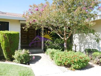 Main picture of 6319 Saint James Dr