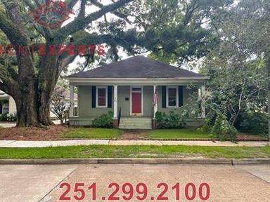 Main picture of 21 Homer St