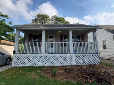 Main picture of 7028 Maxwell Ave