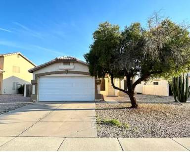 Main picture of 795 E Morelos St