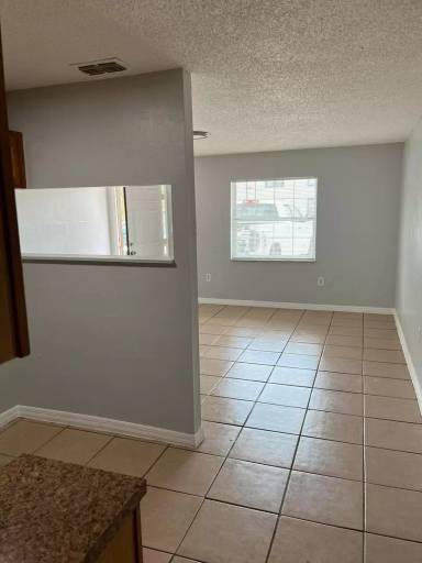 Main picture of 843 Texas Ave