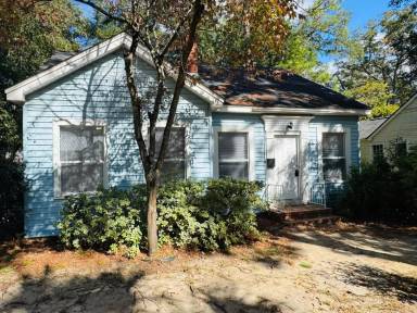Main picture of 1110 W Burdeshaw St