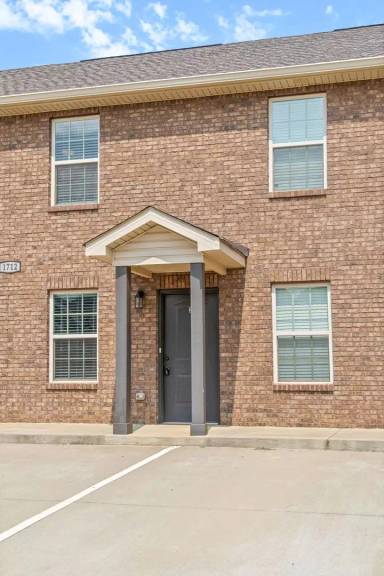 Main picture of 1712 Manning Dr