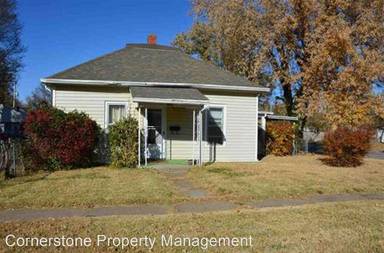 Main picture of 802 W 8th St