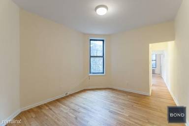 Main picture of 158 E 82nd St