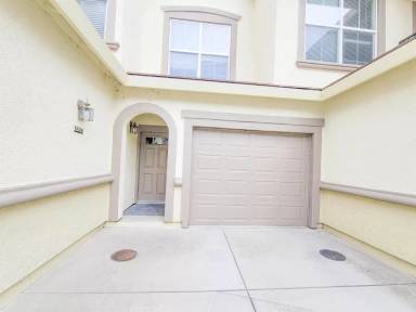 Main picture of 5576 Tares Cir