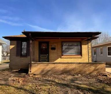 Main picture of 1325 Russet St
