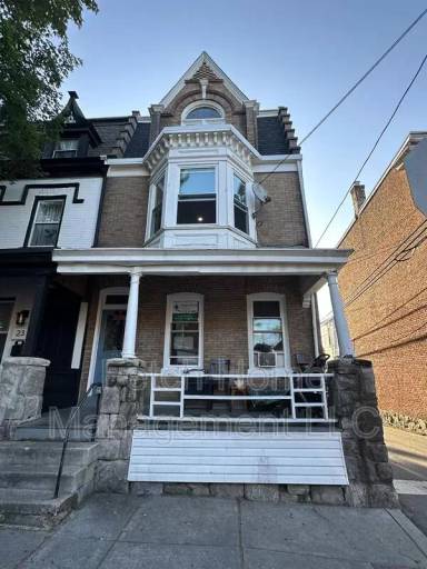 Main picture of 25 S Ann St