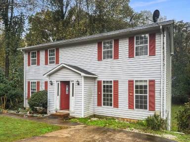 Main picture of 2944 Bridge Dr