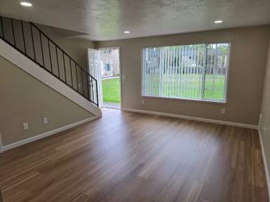 Main picture of 2762 7th Ave SE