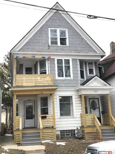 Main picture of 2625 S Pine Ave