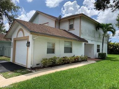 Main picture of 4309 NW 120th Ln