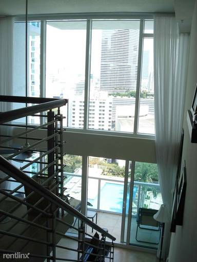 Main picture of Brickell on the River North