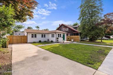 Main picture of 607 Warren Ave
