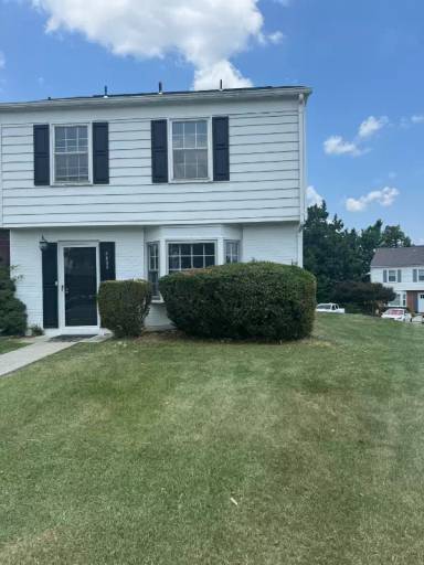 Main picture of 4625 Roxbury Ln