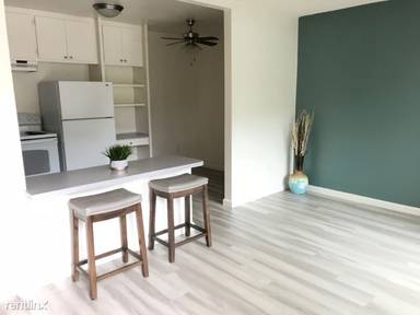 Main picture of Vista Capri Apartments