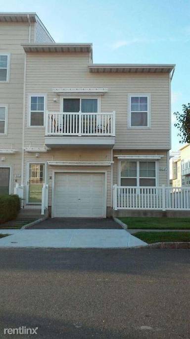Main picture of 6614 Surf Ave