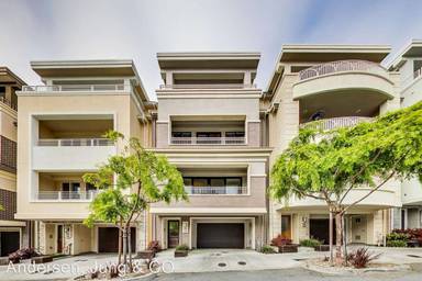 Main picture of 115 Summit Way