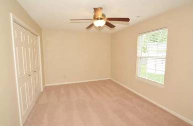 Main picture of 8172 Amble Way