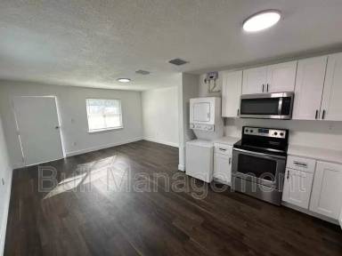 Main picture of 2119 Mara Ct