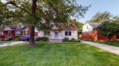 Main picture of 7903 Locust Ln