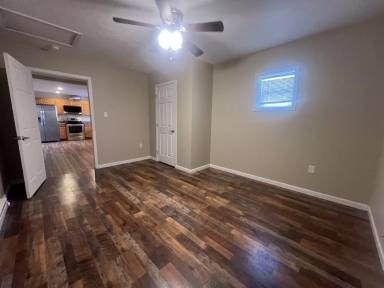 Main picture of 28 Harley Dr