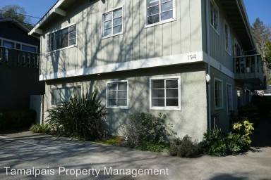 Main picture of 194 Tunstead Ave