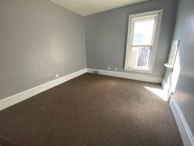 Main picture of 707 W Walnut St