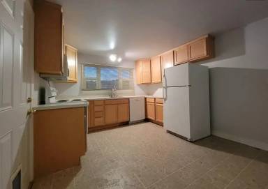 Main picture of 539 S Henderson St